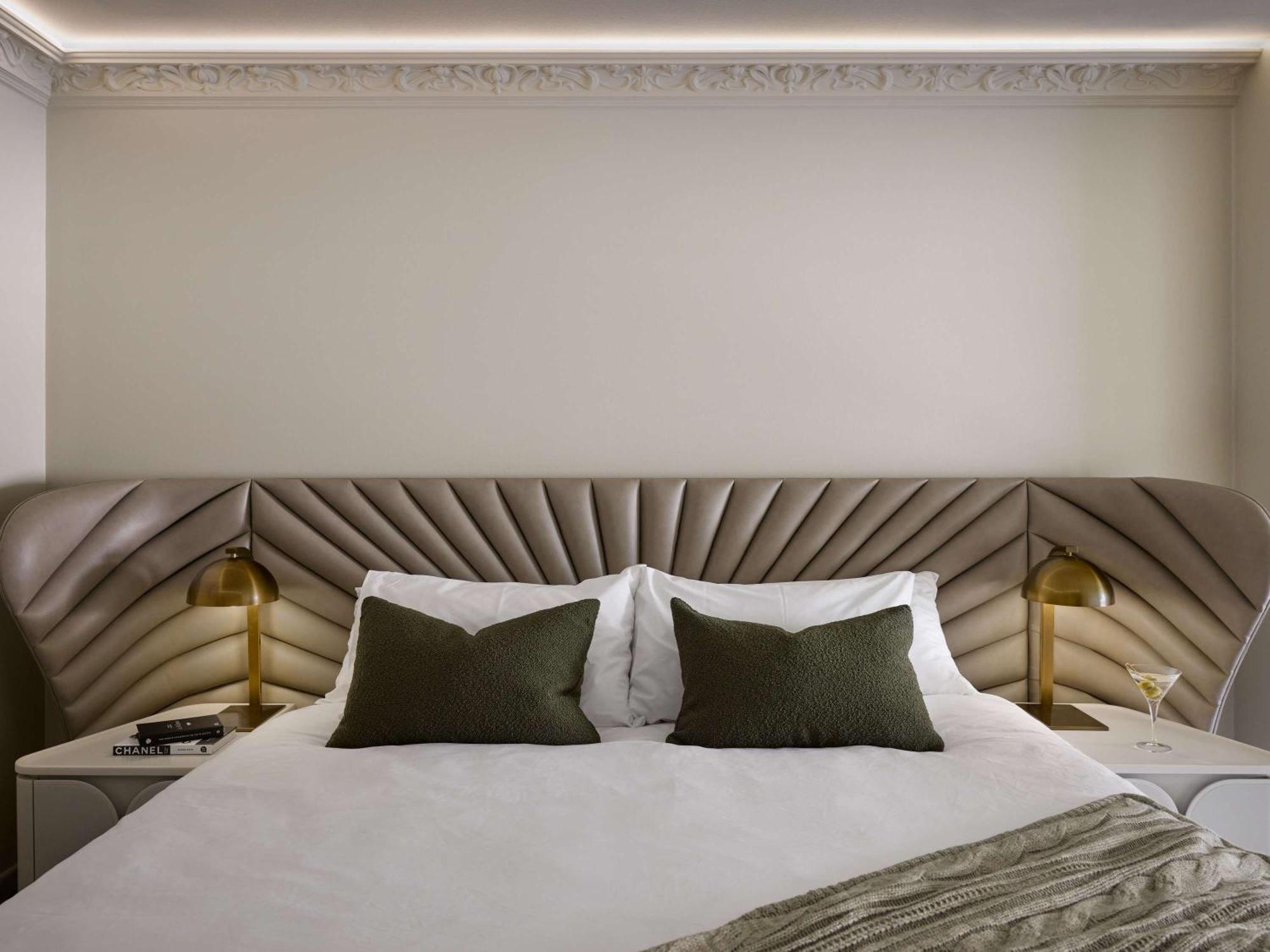 The Playford Adelaide - Mgallery Exteriér fotografie A bed with a headboard