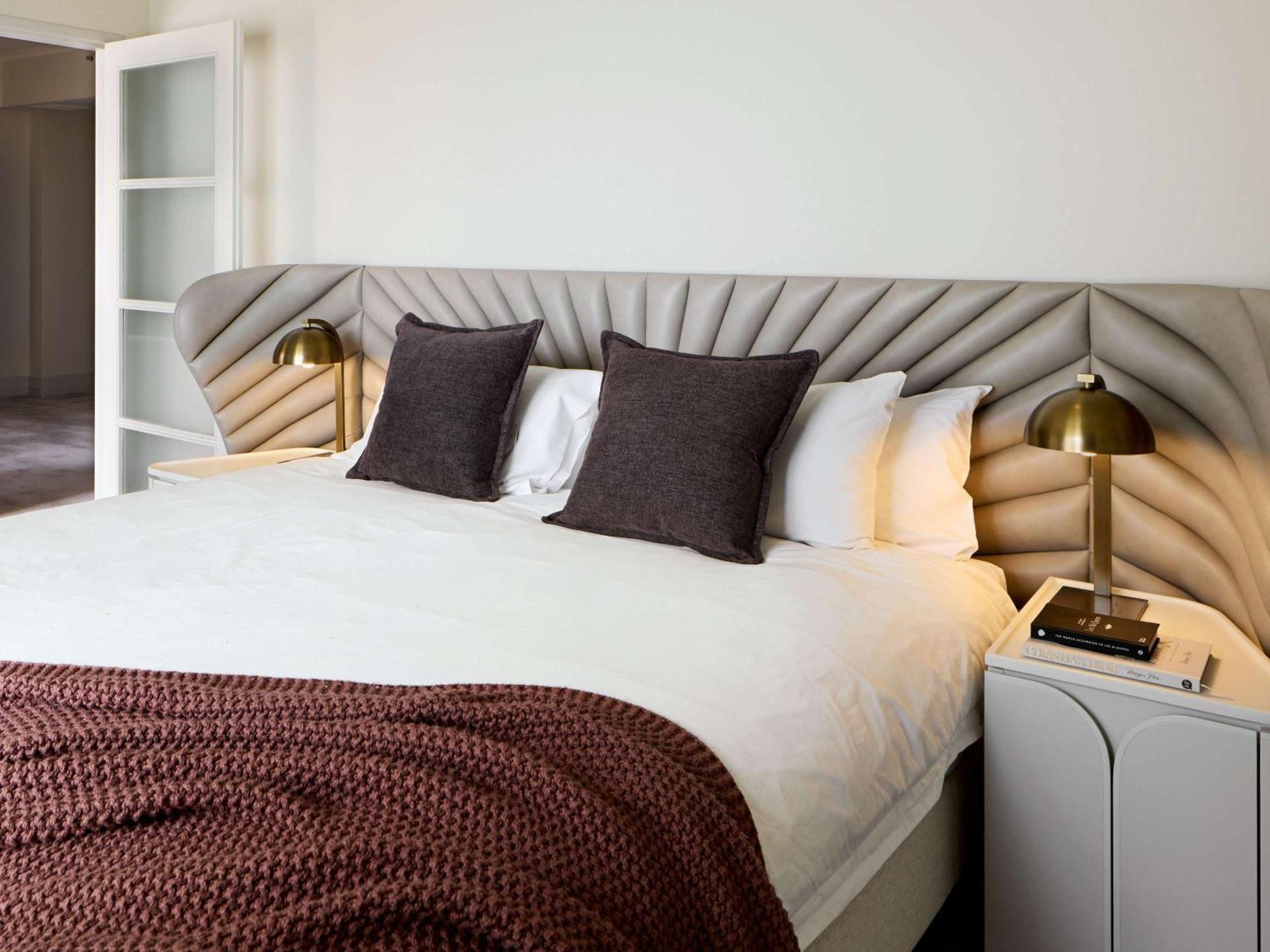 The Playford Adelaide - Mgallery Exteriér fotografie A bedroom at The Ivy Hotel